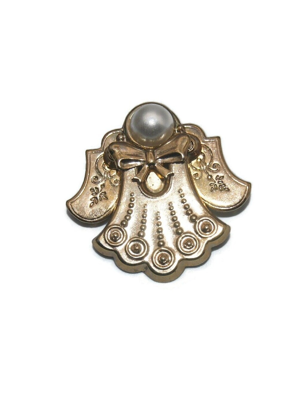 Vintage Gold Tone and Faux Pearl Angel Brooch. Jane 1997 AOL Hallmark.